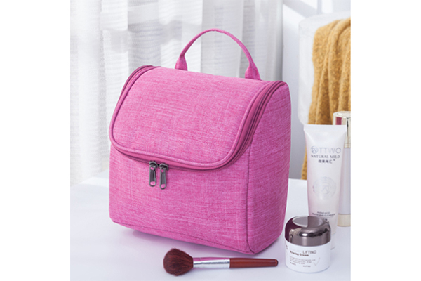 Dry and wet separation, orderly classification - toiletry bag is so considerate